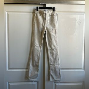 Zara skinny straight jeans in creme color